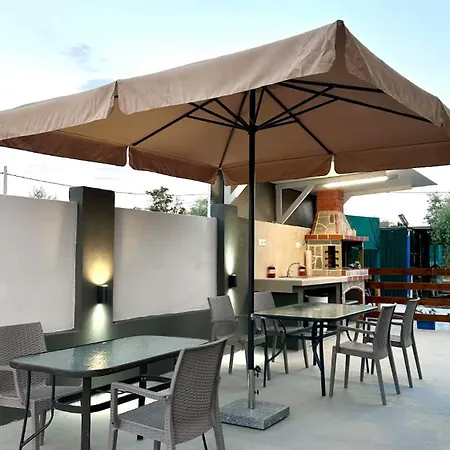 Mimoza Aparthotel 3*