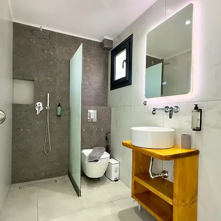 Mimoza Aparthotel 3*